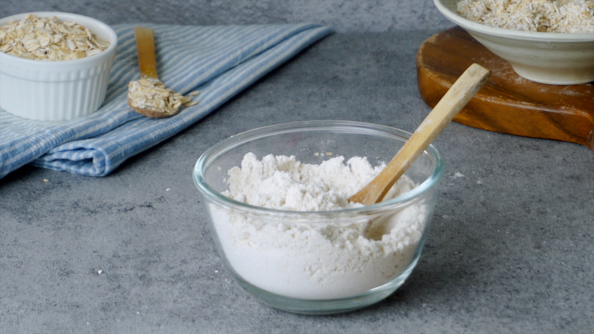 DIY Oat Flour: Making, Storing, & Using This Pantry Staple